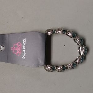 Paparazzi Silver textured bracelet